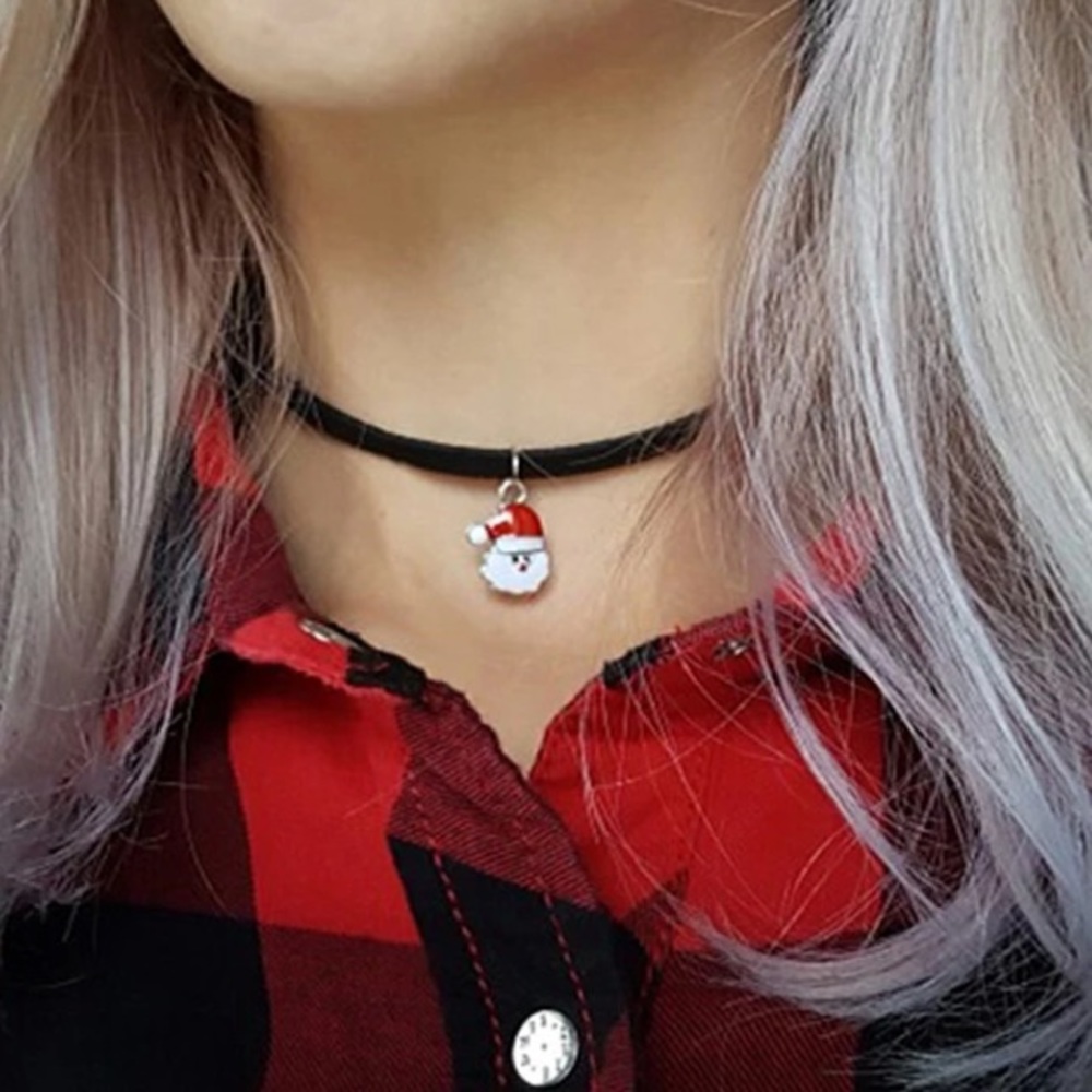 Santa Choker